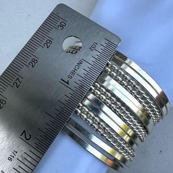 Silver tone open cuff bracelet - Picture 4 of 4